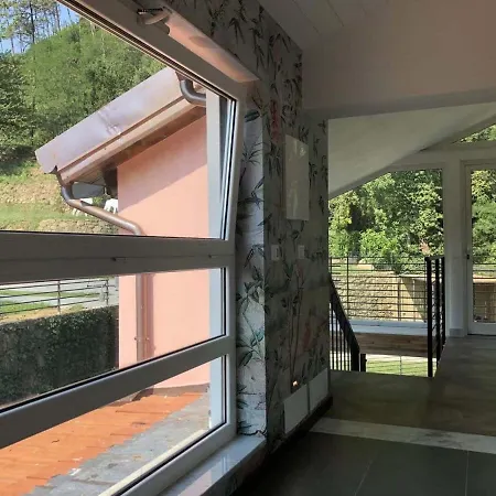 Villa Modern With Lush Surroundings Beverino